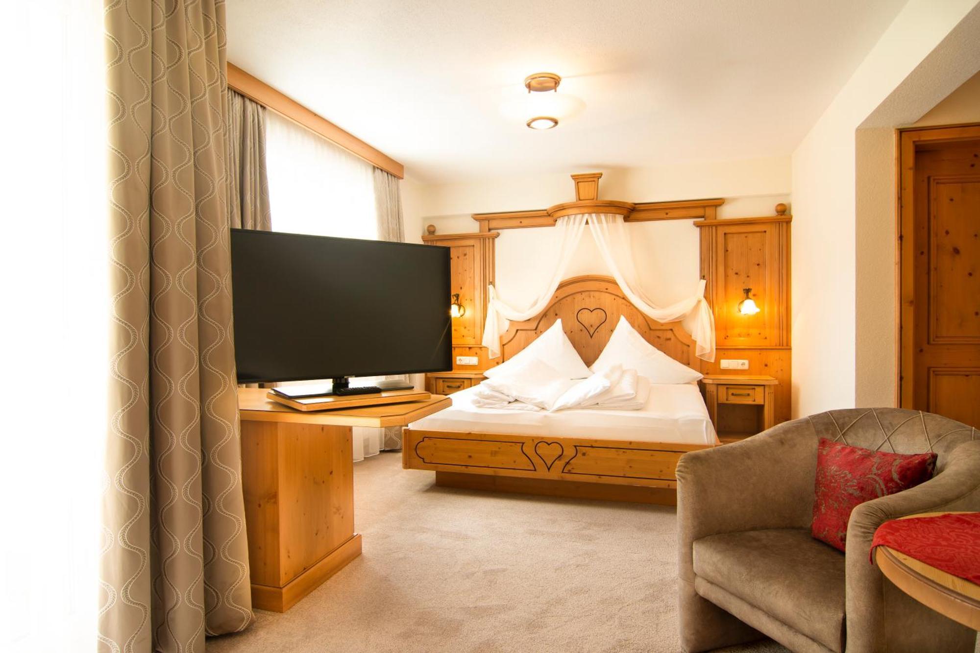 Hotel Ischgl Pokoj fotografie