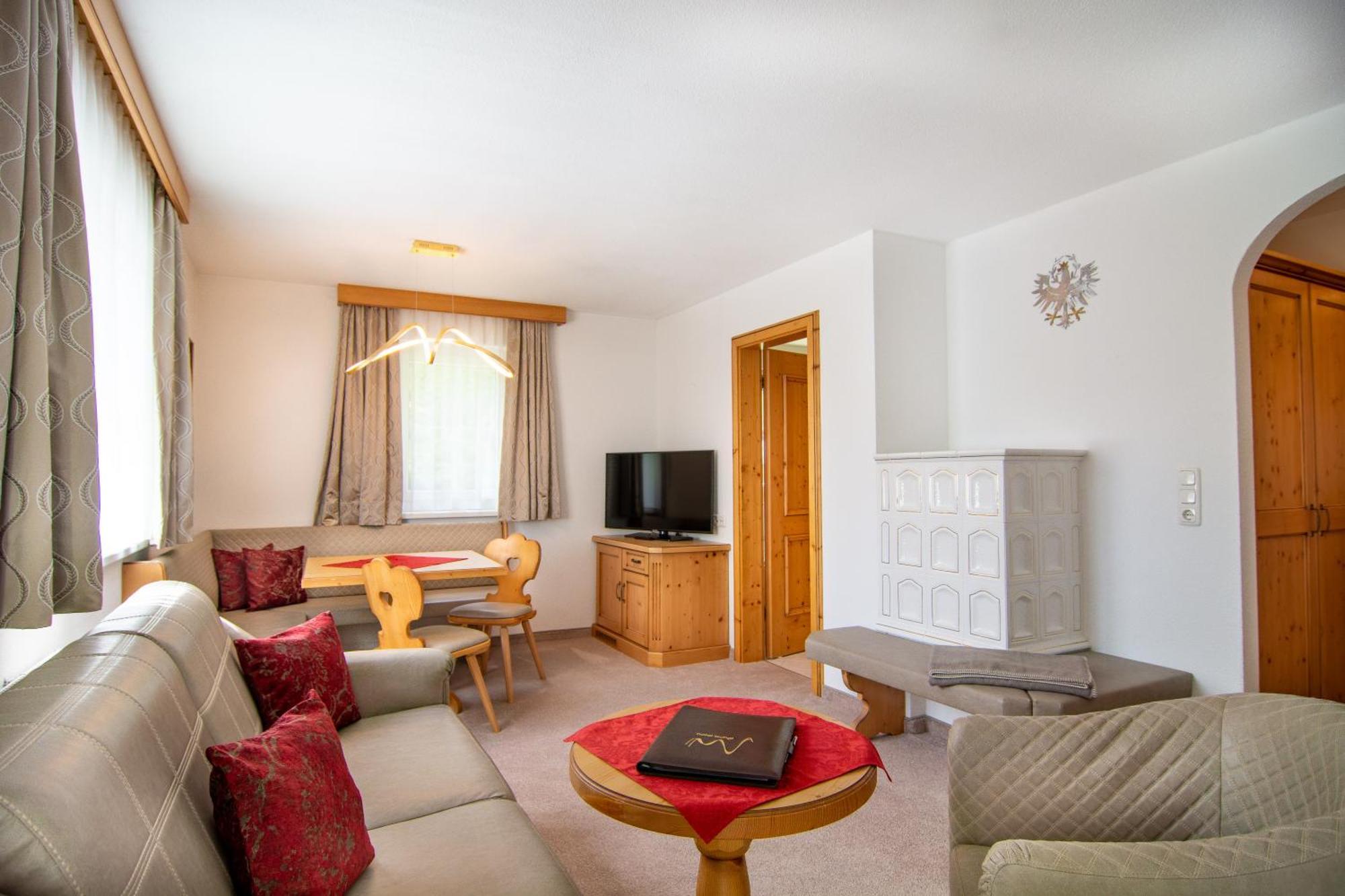 Hotel Ischgl Pokoj fotografie